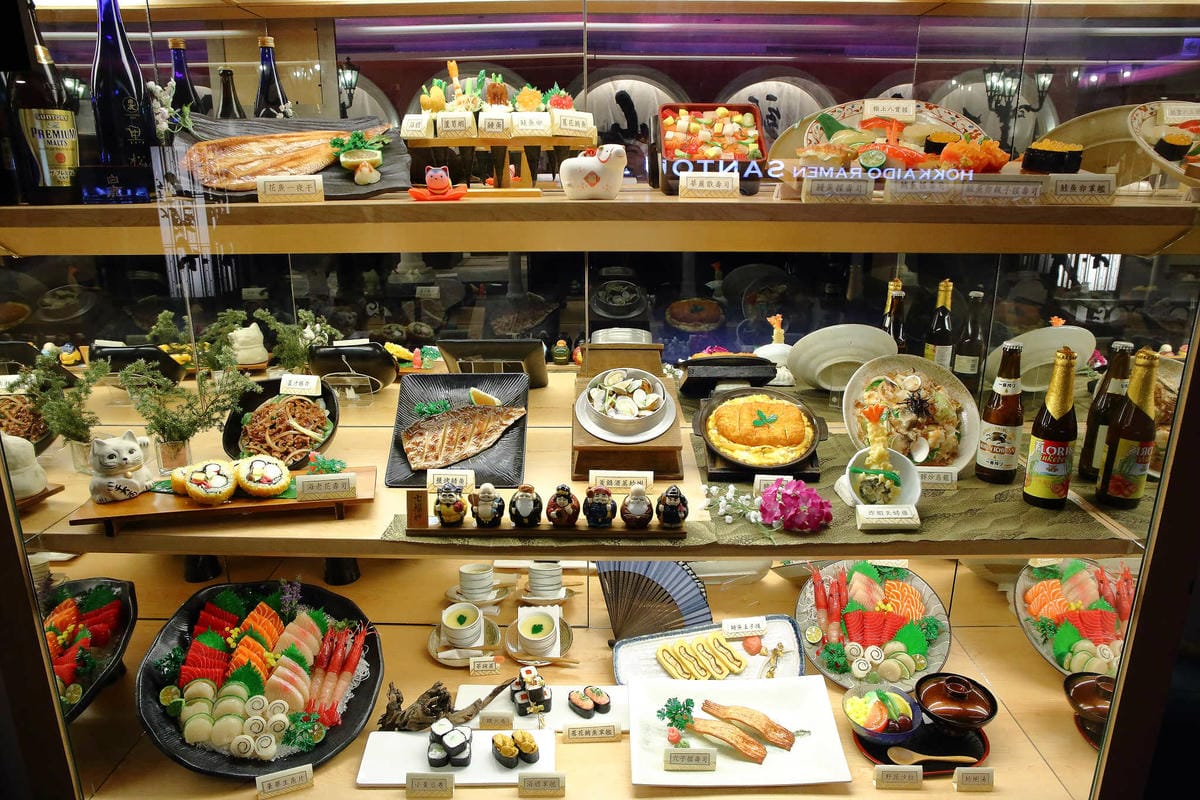 【食。板橋】鮨彩壽司 IrodoriSushi~板橋大遠百美食饗宴。充滿特色的日本料理，精緻割烹料理，海鮮寄世鍋有滿滿的海鮮美味