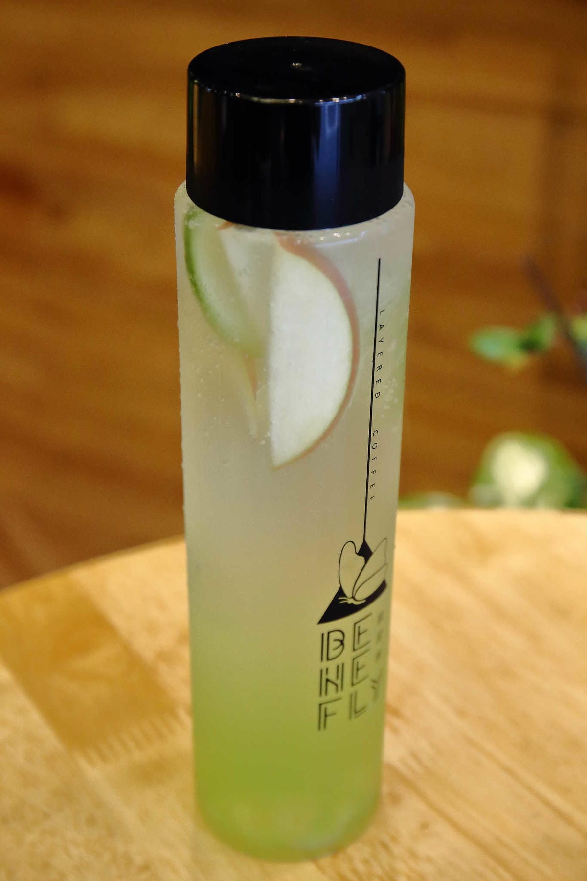 【食。士林】貝尼菲 Benefly～2017夏季必喝！士林也是IG打卡景點，絕美夢幻漸層飲，每一款都想喝。。。