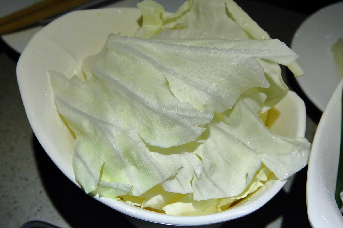 【食。板橋】海底撈全台二號店開幕!吃鍋看秀、貼心的服務,感受賓至如歸!