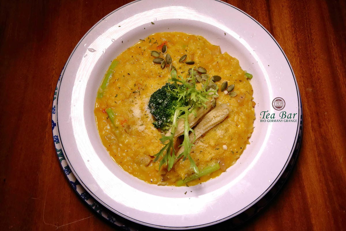 【食。台北】B&G德國農莊德式精品餐廳~信義區美食。Bellavita精品餐廳推出全新餐點，無咖啡因的天然有機草本茶，喝茶聊天吃美食的好所在