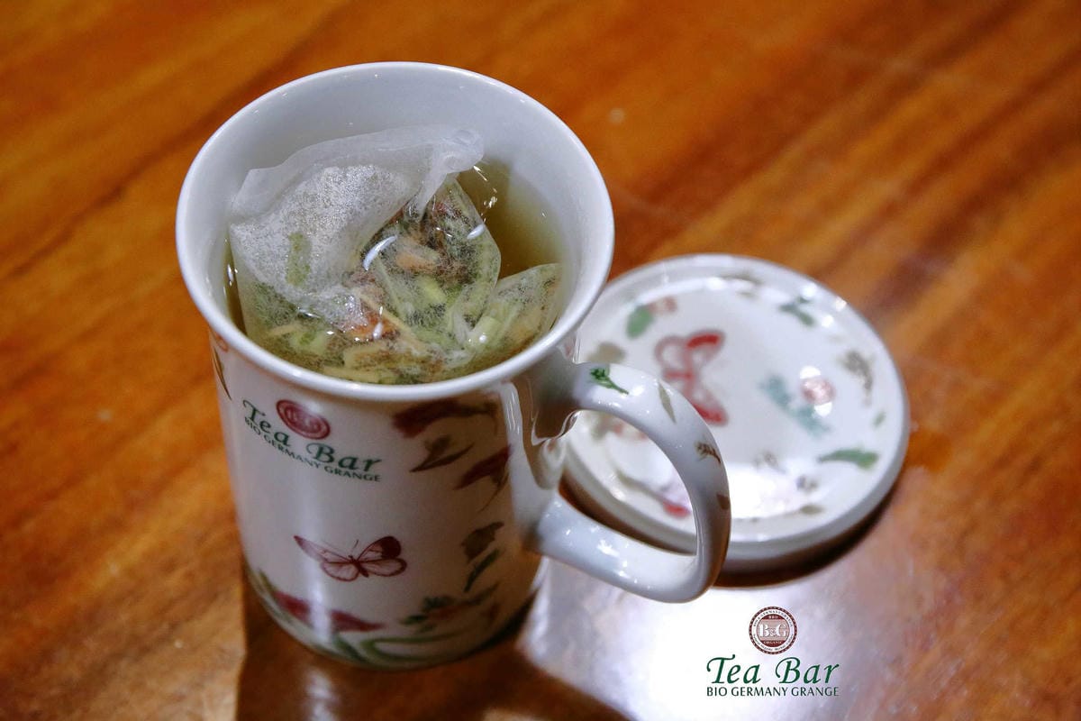 【食。台北】B&G德國農莊德式精品餐廳~信義區美食。Bellavita精品餐廳推出全新餐點，無咖啡因的天然有機草本茶，喝茶聊天吃美食的好所在