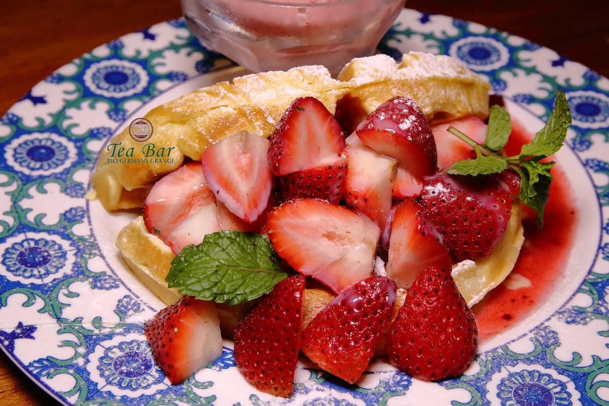 【食。台北】B&G德國農莊德式精品餐廳~信義區美食。Bellavita精品餐廳推出全新餐點，無咖啡因的天然有機草本茶，喝茶聊天吃美食的好所在