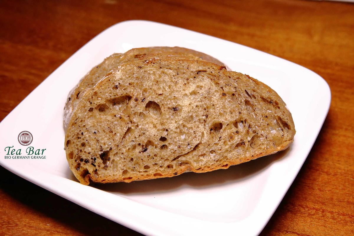 【食。台北】B&G德國農莊德式精品餐廳~信義區美食。Bellavita精品餐廳推出全新餐點，無咖啡因的天然有機草本茶，喝茶聊天吃美食的好所在