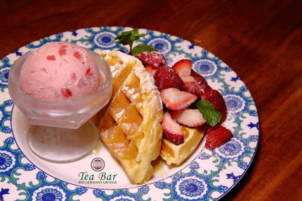 【食。台北】B&G德國農莊德式精品餐廳~信義區美食。Bellavita精品餐廳推出全新餐點，無咖啡因的天然有機草本茶，喝茶聊天吃美食的好所在