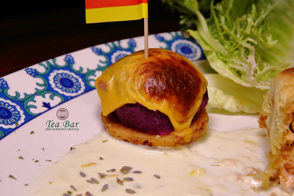 【食。台北】B&G德國農莊德式精品餐廳信義區美食。Bellavita精品餐廳推出全新餐點,無咖啡因的天然有機草本茶,喝茶聊天吃美食的好所在