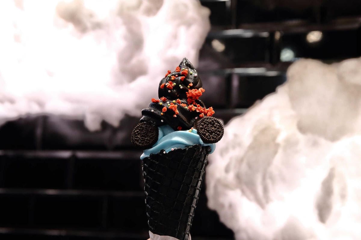 【食。中壢】戀愛吧 Lovejuice 漸層果汁～中原果汁。IG打卡新熱點！漸層果汁吉拿棒，在雲朵上吃冰，超粉嫩好拍！(已歇業)