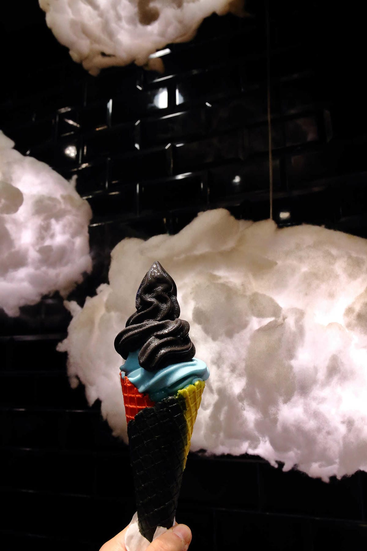 【食。中壢】戀愛吧 Lovejuice 漸層果汁～中原果汁。IG打卡新熱點！漸層果汁吉拿棒，在雲朵上吃冰，超粉嫩好拍！(已歇業)