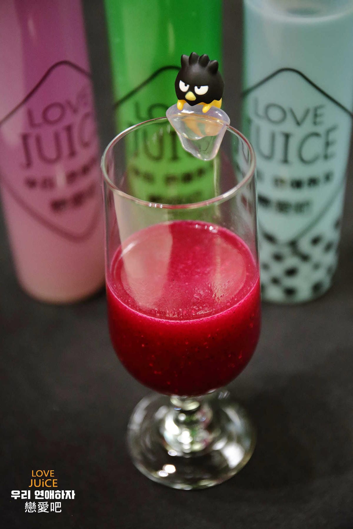 【食。中壢】戀愛吧 Lovejuice 漸層果汁～中原果汁。IG打卡新熱點！漸層果汁吉拿棒，在雲朵上吃冰，超粉嫩好拍！(已歇業)
