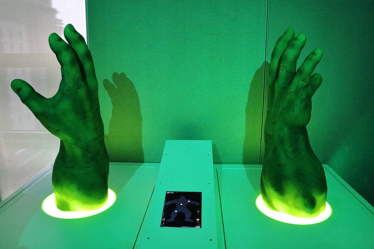 【展覽。台北】復仇者聯盟世界巡迴展-台灣站～你是哪位超級英雄？實況角色扮演游戲，讓你身如其境！