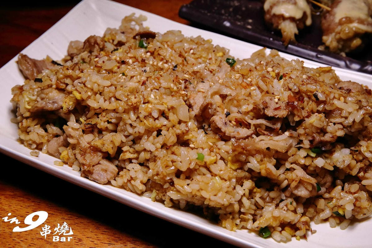 【食。板橋】IN9串燒barrr-南雅店～南雅夜市新開店。串燒啤酒吧平價又美味，激推店家！（已歇業）