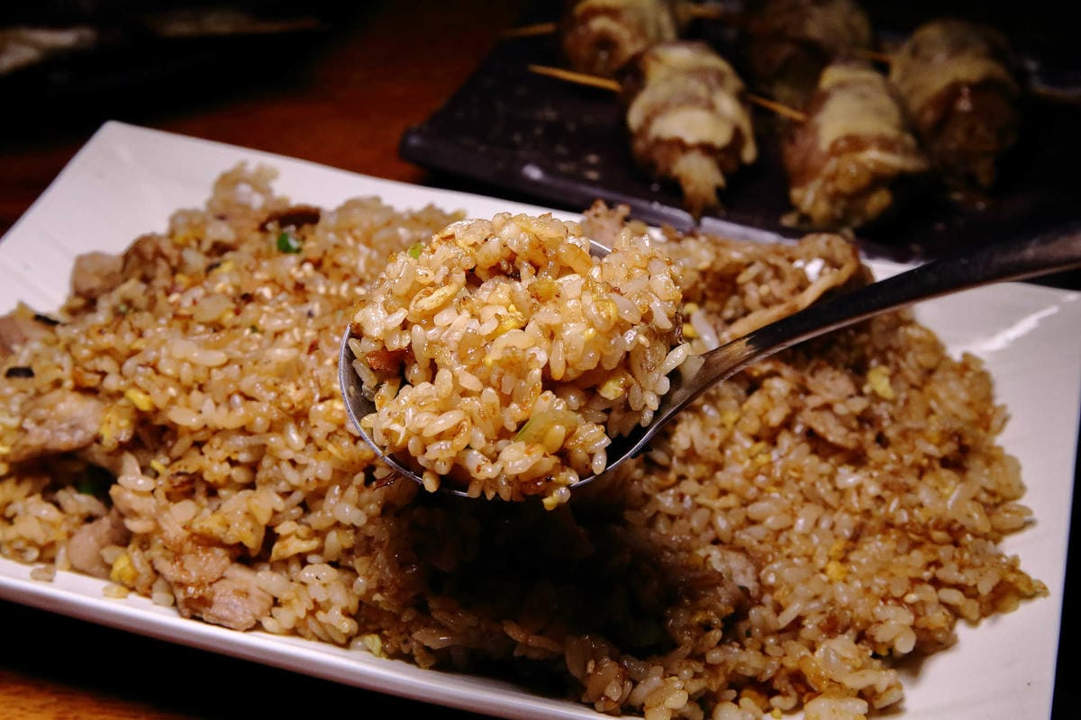 【食。板橋】IN9串燒barrr-南雅店～南雅夜市新開店。串燒啤酒吧平價又美味，激推店家！（已歇業）