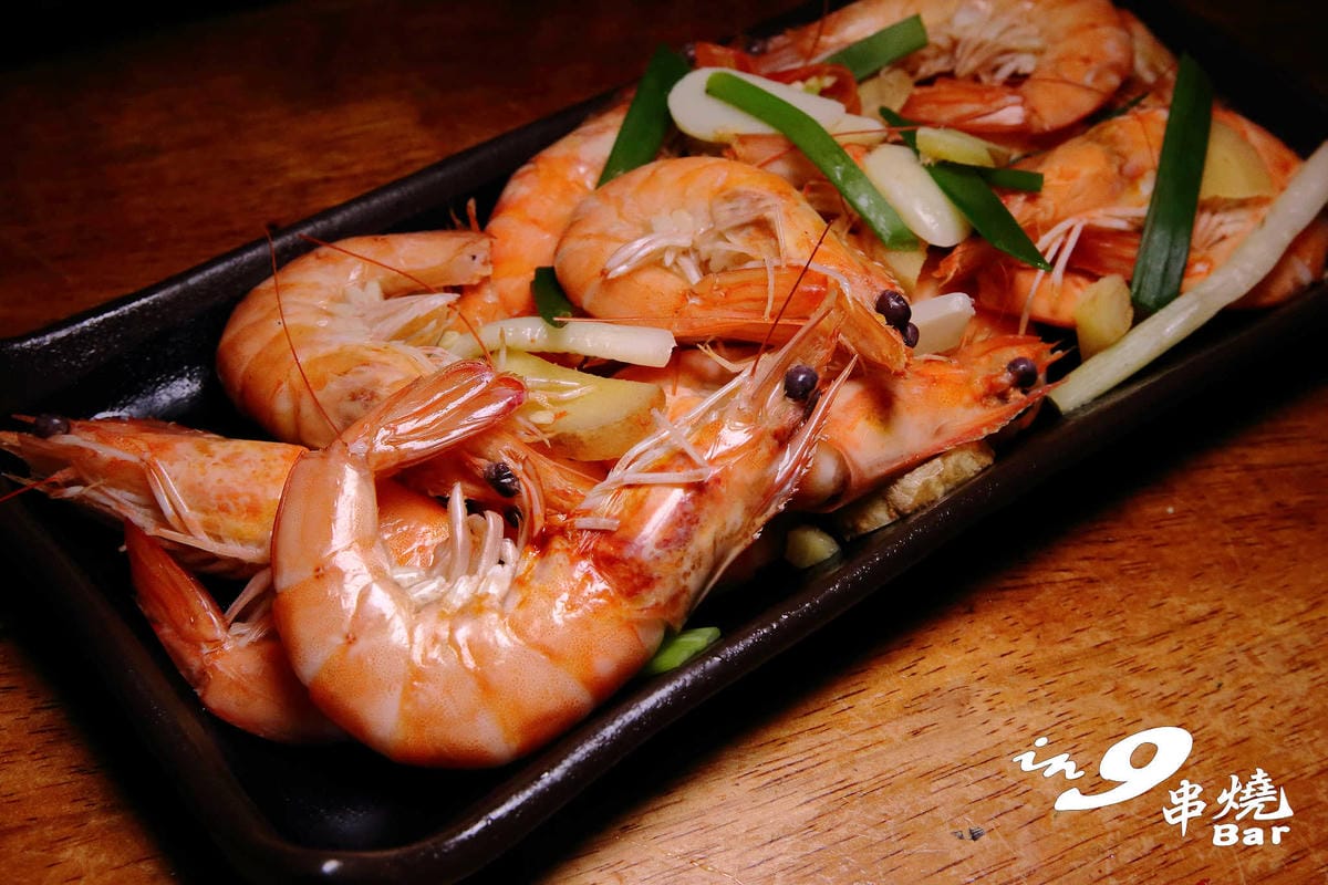 【食。板橋】IN9串燒barrr-南雅店～南雅夜市新開店。串燒啤酒吧平價又美味，激推店家！（已歇業）