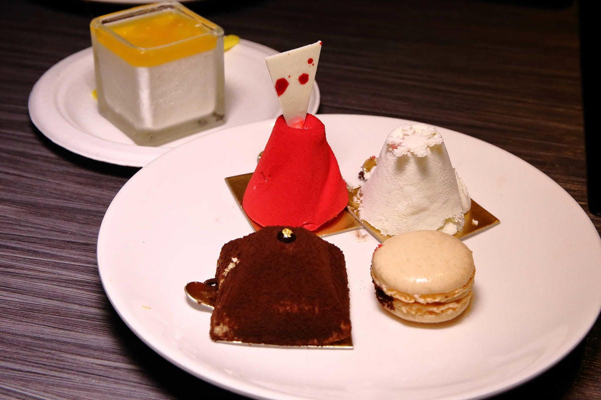 【食。台北】醉麻辣～東區必吃麻辣鴛鴦鍋吃到飽。肉品、海鮮單點現切、Häagen-Dazs冰淇淋，任你吃到飽！