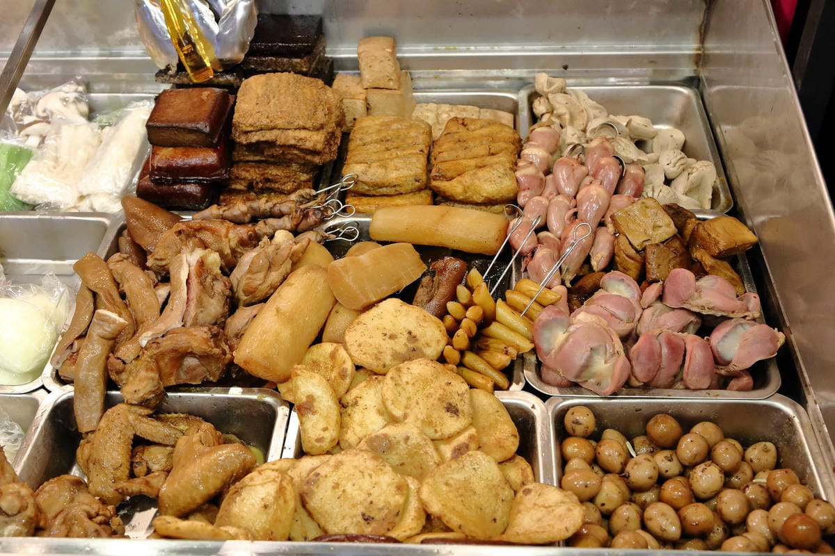 【食。板橋】滷底撈 Ruday～炒泡麵&滷味專賣，獨家限定三杯炒滷味『鼎鍋』？滷味不再只有單純賣滷味！