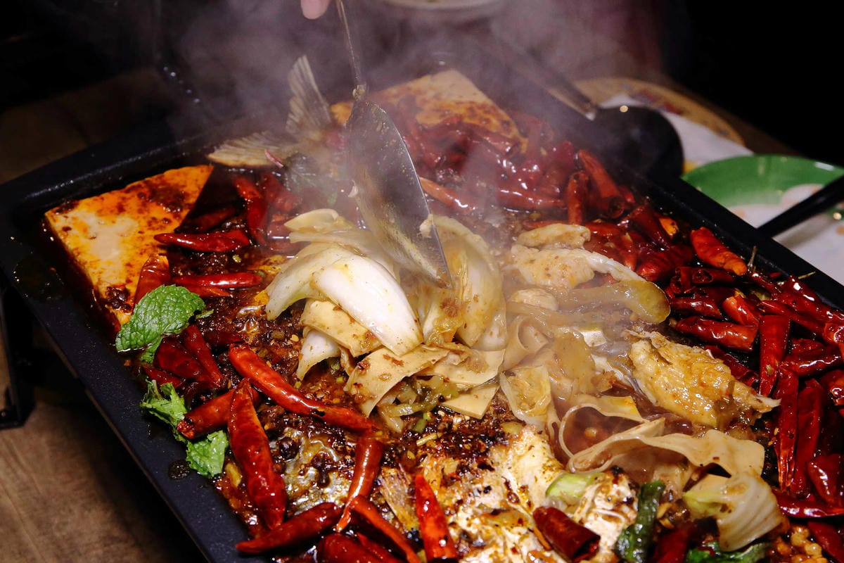 【食。台中】探魚〜2017年必吃！中國最火紅烤魚品牌隆重登場！美味深藏在辣味下…(已歇業)