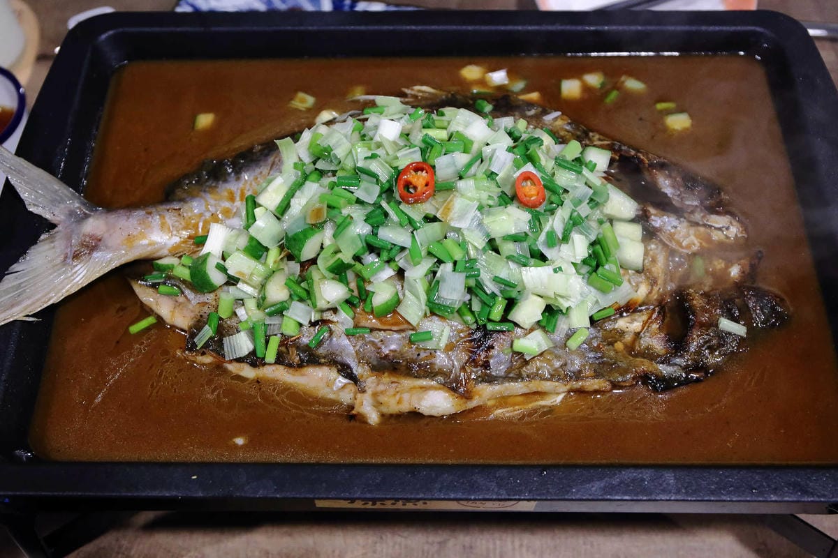 【食。台中】探魚〜2017年必吃！中國最火紅烤魚品牌隆重登場！美味深藏在辣味下…(已歇業)