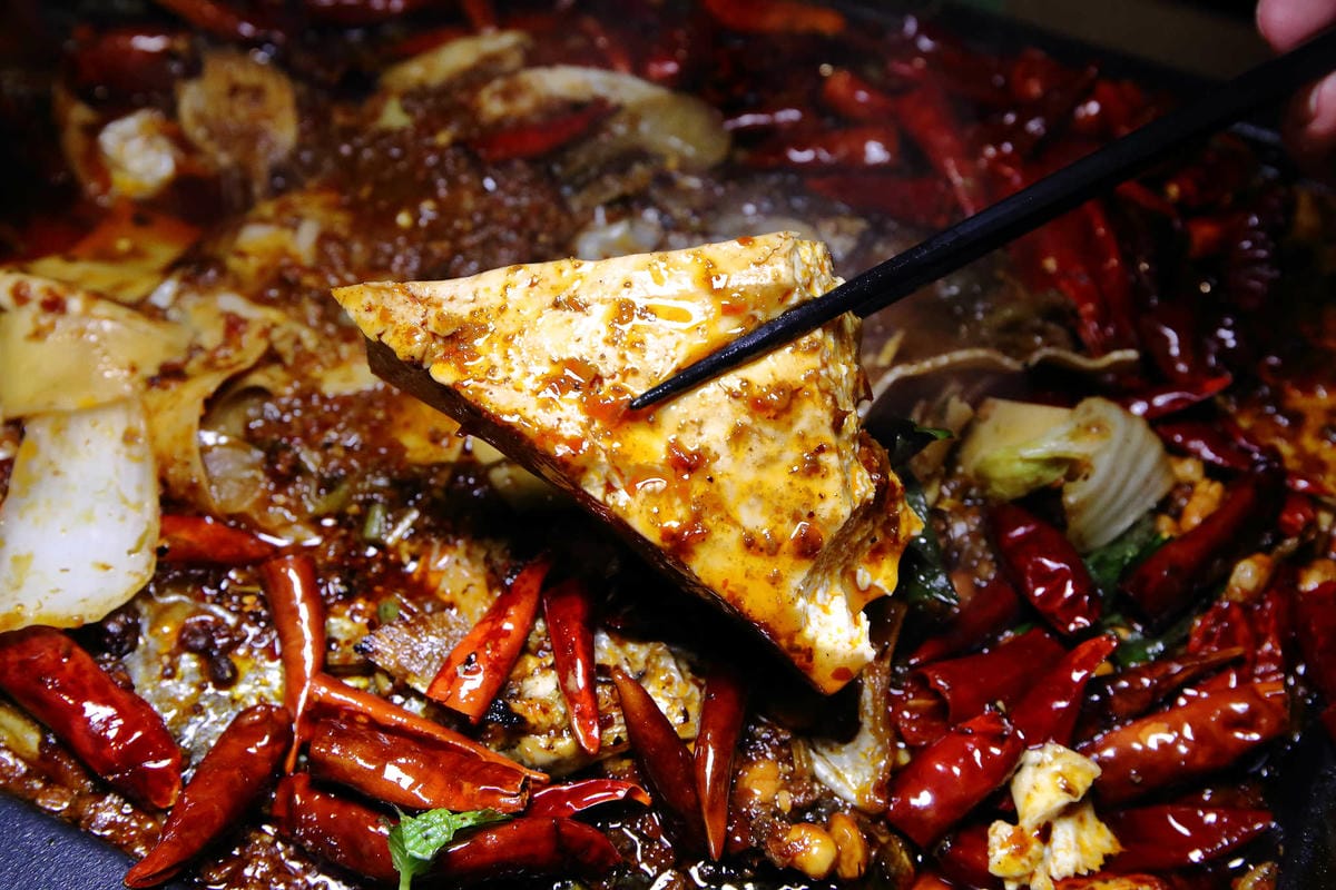 【食。台中】探魚〜2017年必吃！中國最火紅烤魚品牌隆重登場！美味深藏在辣味下…(已歇業)