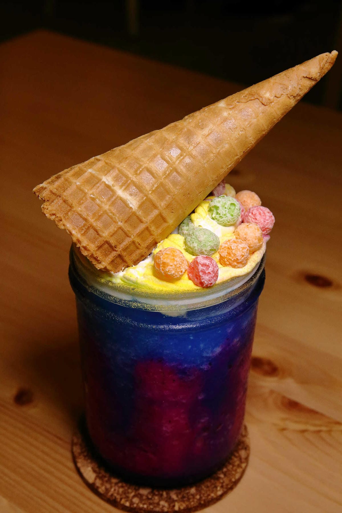 【食。萬華】Al revés 顛倒餐廳〜新開店！西門町義大利麵下午茶。簡約英倫風，全天候提供輕食及早午餐的餐廳