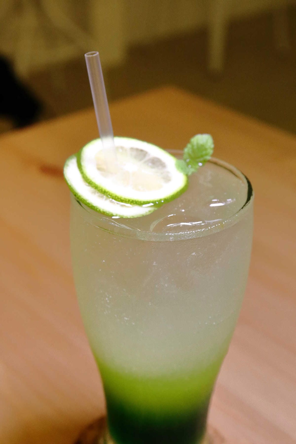 【食。萬華】Al revés 顛倒餐廳〜新開店！西門町義大利麵下午茶。簡約英倫風，全天候提供輕食及早午餐的餐廳