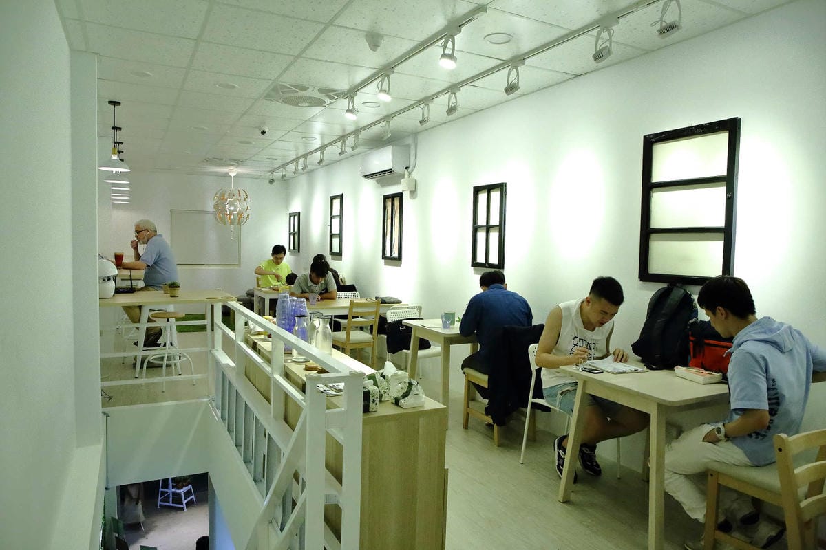 【食。萬華】Al revés 顛倒餐廳〜新開店！西門町義大利麵下午茶。簡約英倫風，全天候提供輕食及早午餐的餐廳