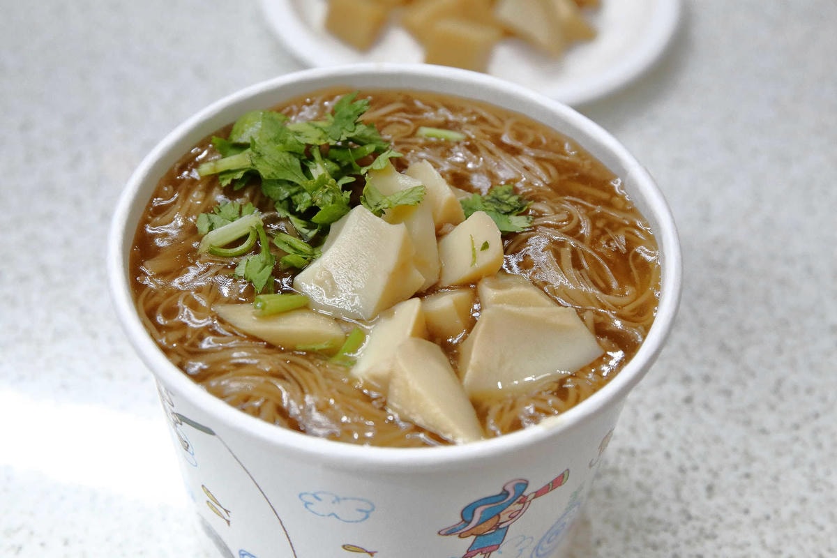 【食。永和】超好吃鮑魚大腸麵線〜在地人推薦小吃,大腸麵線加「鮑魚」,麵線控必朝聖!(已歇業)