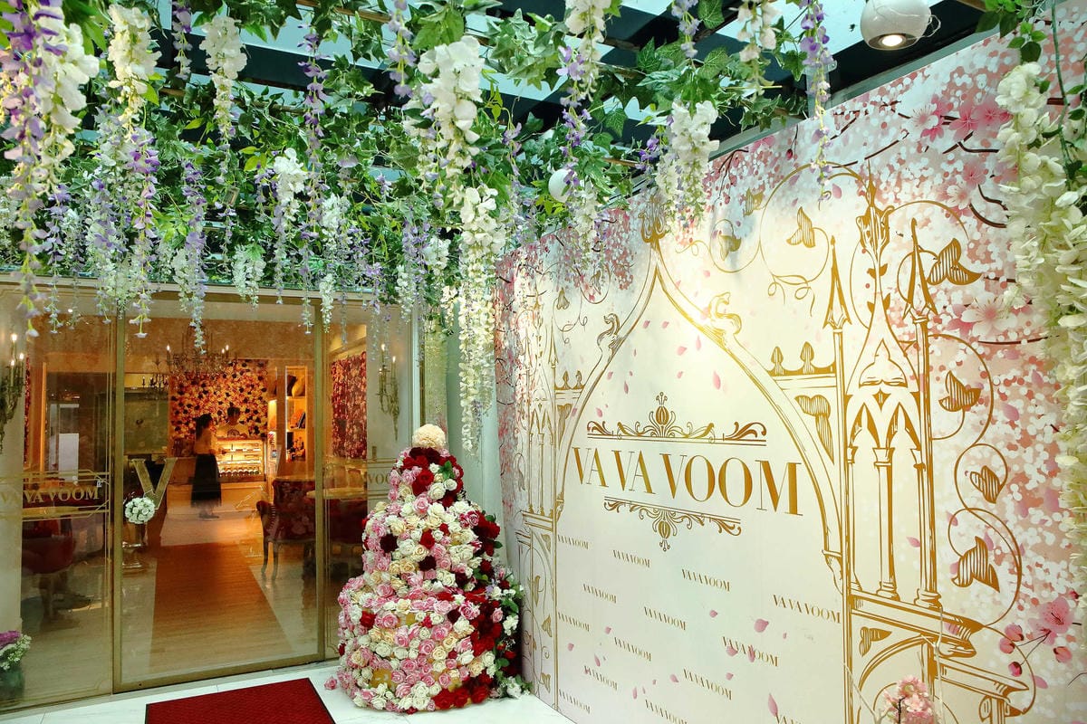 【食。台北】VA VA VOOM〜時尚趴初體驗。搖身一變韓劇中公主，少女專屬拍不停的乾燥花歐式酒吧餐廳