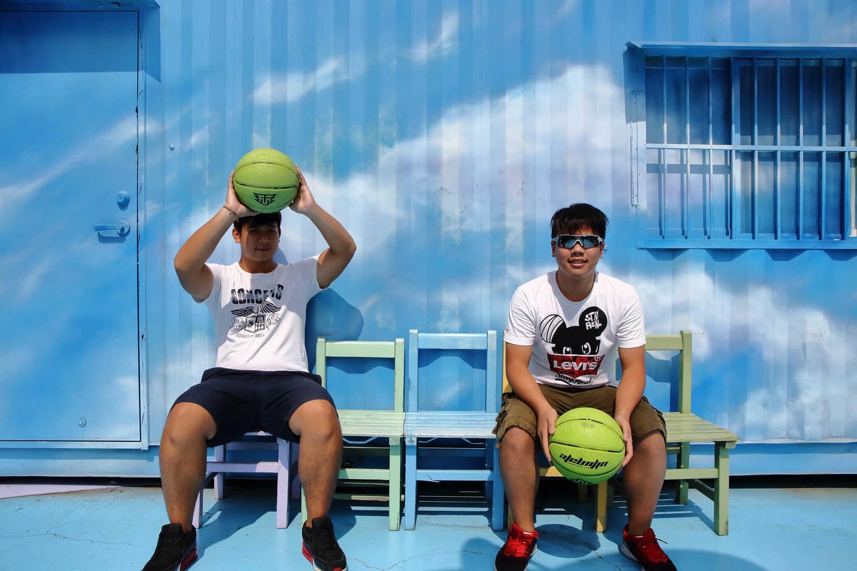 【遊。台中】沙鹿夢想街〜最新、IG夯打卡!超夢幻運動風裝置藝術,把你的創意玩大一點!