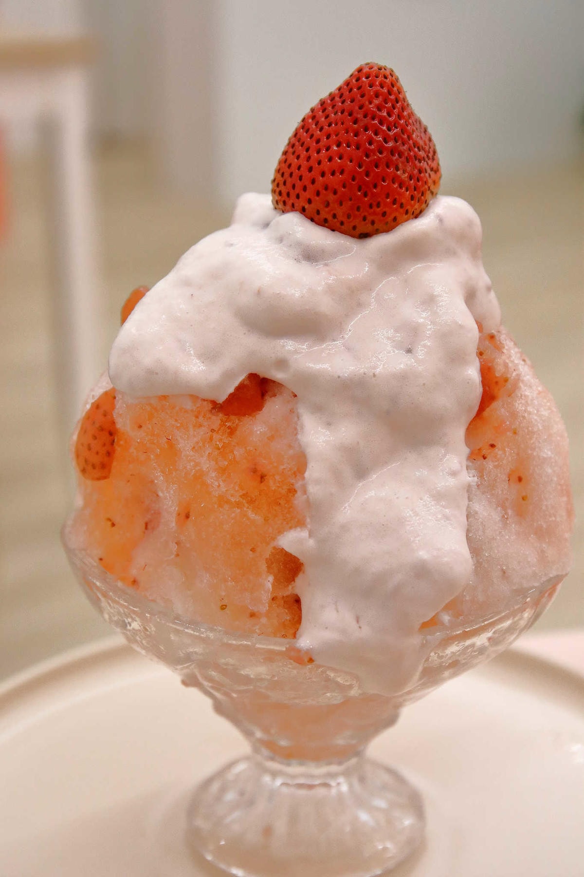 【食。楊梅】WakeWake 醒醒工作室〜可愛粉紅少女心爆發的新打卡點!柴犬糰子X草莓剉冰絕配組合,沒有私訊預約絕對吃不到!(已歇業)