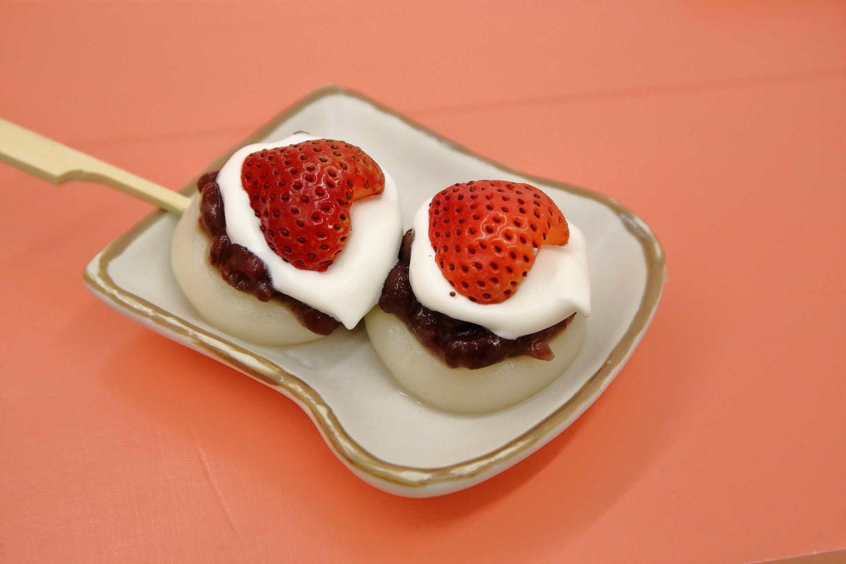 【食。楊梅】WakeWake 醒醒工作室〜可愛粉紅少女心爆發的新打卡點!柴犬糰子X草莓剉冰絕配組合,沒有私訊預約絕對吃不到!(已歇業)