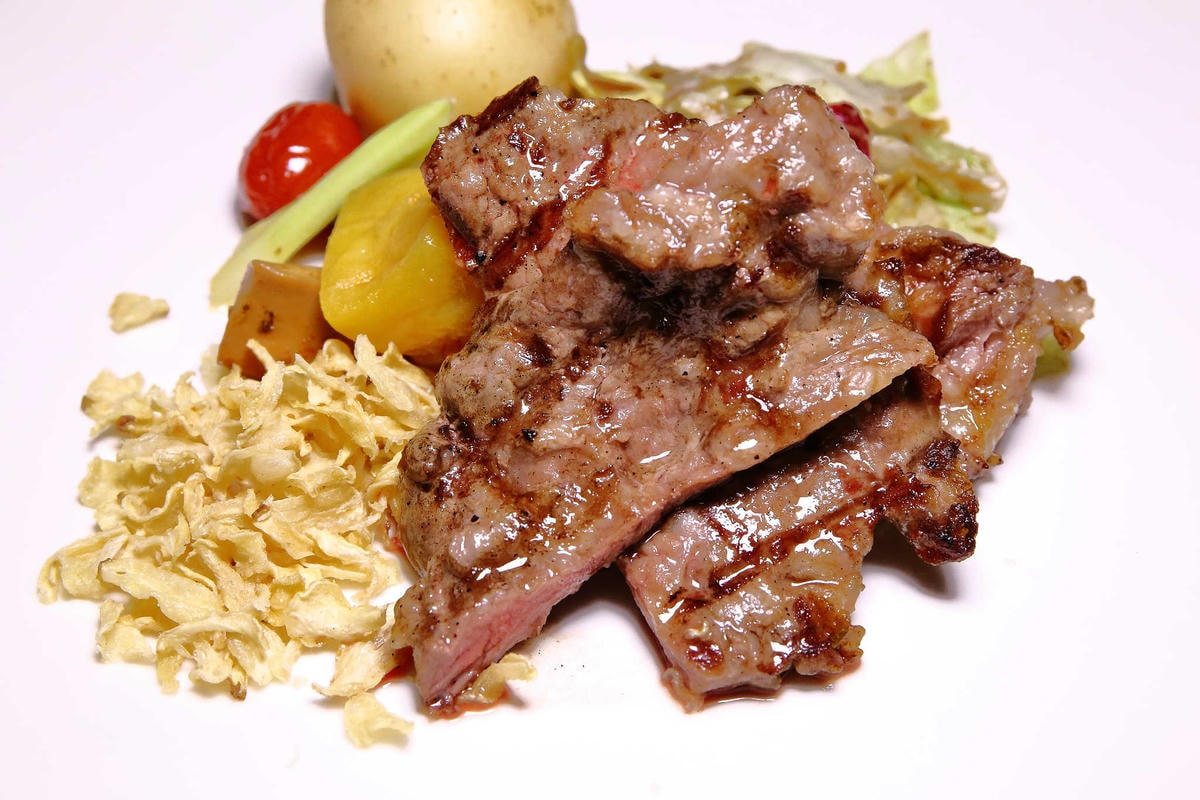 【食。中壢】Bangles Bistro 班格斯西式餐館〜頂級牛排餐廳,大口吃肉才痛快!這股滋味好難忘!(已歇業)