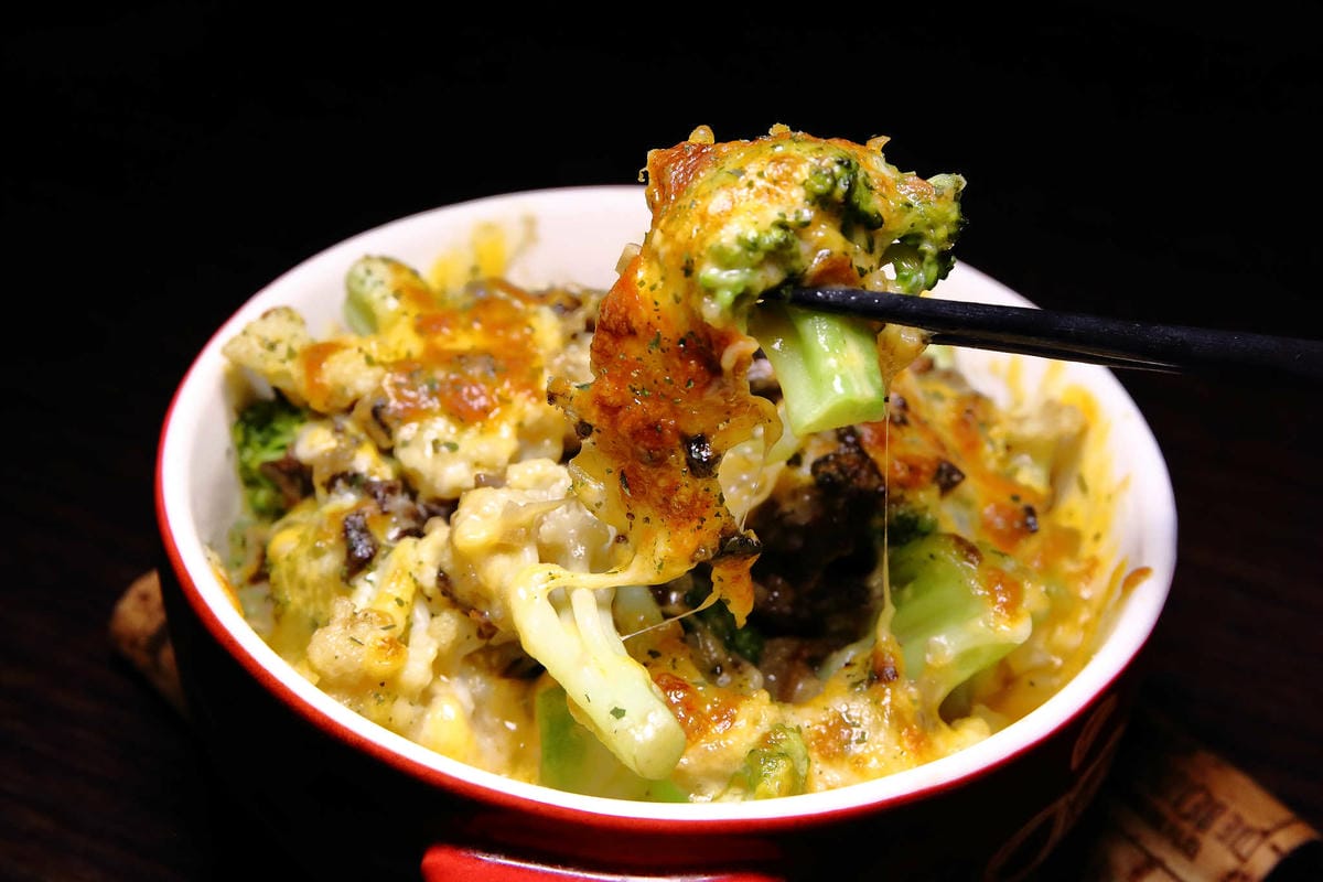 【食。台北】Aiueo ワインの酒場〜想要輕鬆喝一杯的時候！創意多國元素融入，顛覆想像餐酒館，文青最愛！