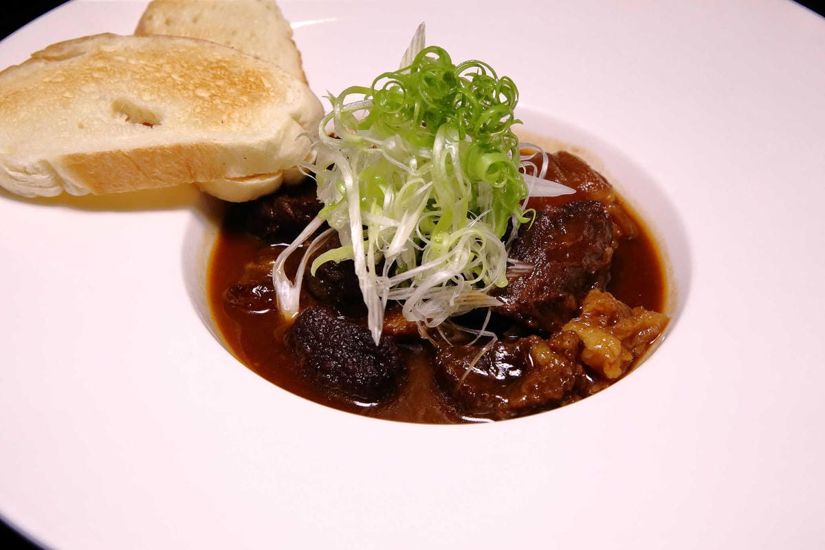 【食。台北】Aiueo ワインの酒場〜想要輕鬆喝一杯的時候！創意多國元素融入，顛覆想像餐酒館，文青最愛！