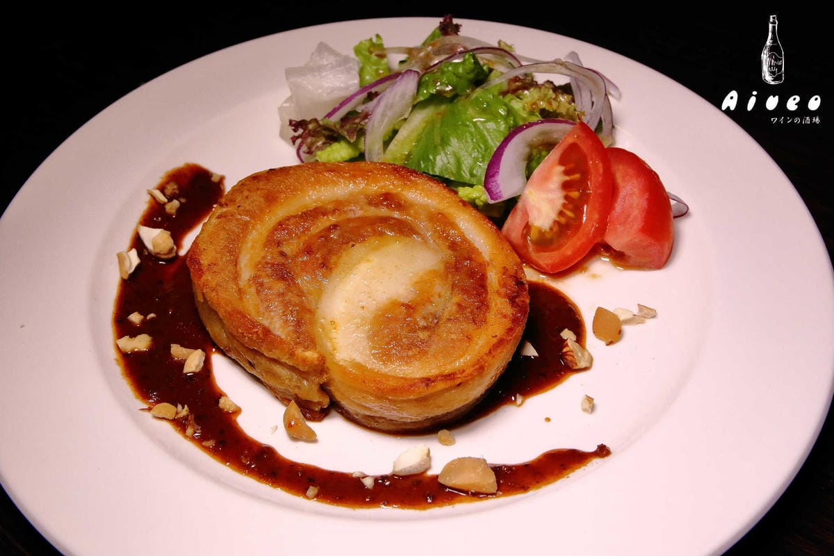 【食。台北】Aiueo ワインの酒場〜想要輕鬆喝一杯的時候！創意多國元素融入，顛覆想像餐酒館，文青最愛！