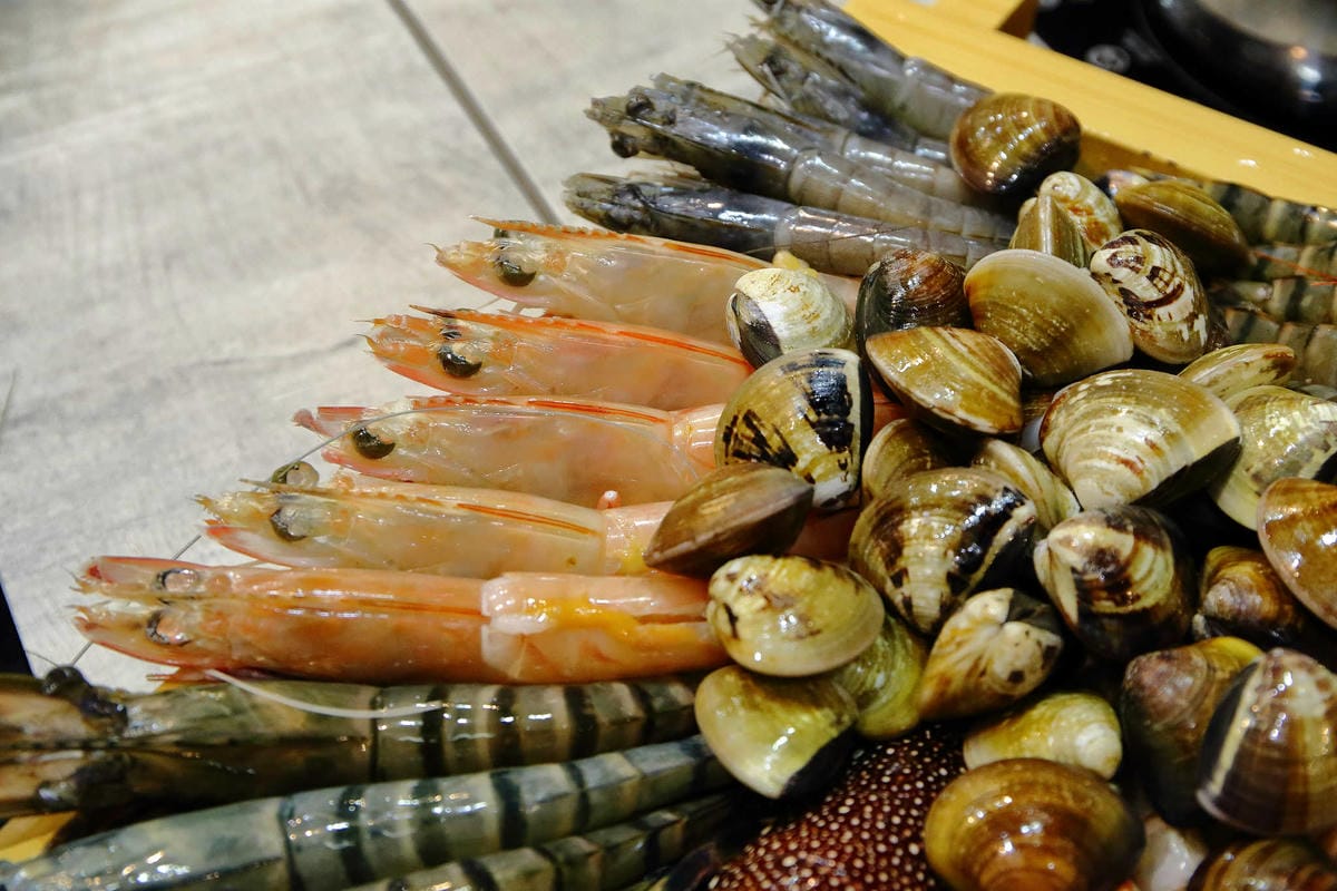 【食。永和】上官木桶鍋〜新開幕！痛風系美食襲永和！浮誇大份量，海鮮派與肉食者一次滿足！