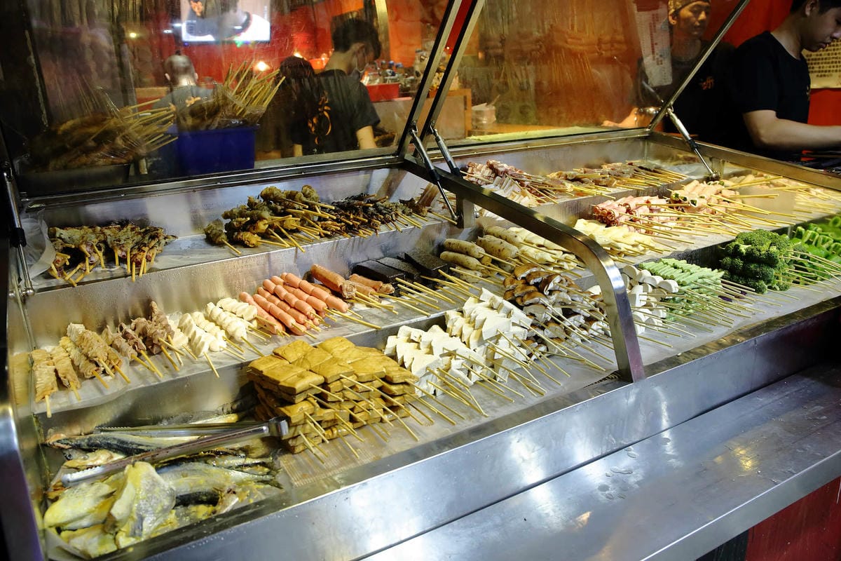 【食。台北】柒-串燒屋〜食尚玩家推薦！台北美食平價串燒，獨家烤功與醬料，令人口水狂流的宵夜美食，夜貓必朝聖！