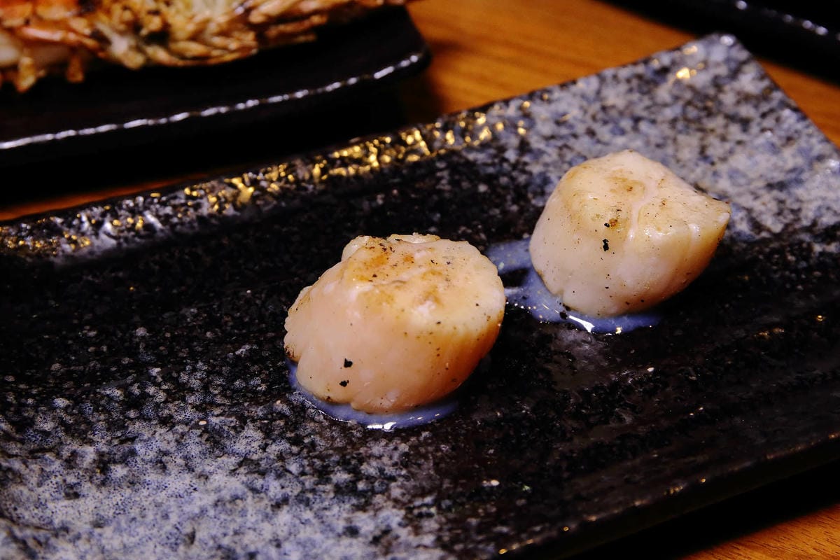 【食。台北】柒-串燒屋〜食尚玩家推薦！台北美食平價串燒，獨家烤功與醬料，令人口水狂流的宵夜美食，夜貓必朝聖！