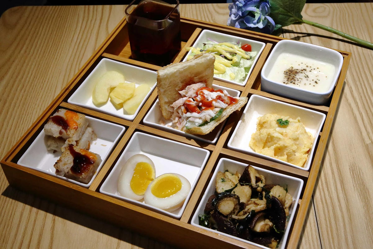 【食。永和】9宮格早午餐〜永和四號公園新開幕早午餐。繽紛迷你的九宮格,精緻又多元化,一次就滿足!