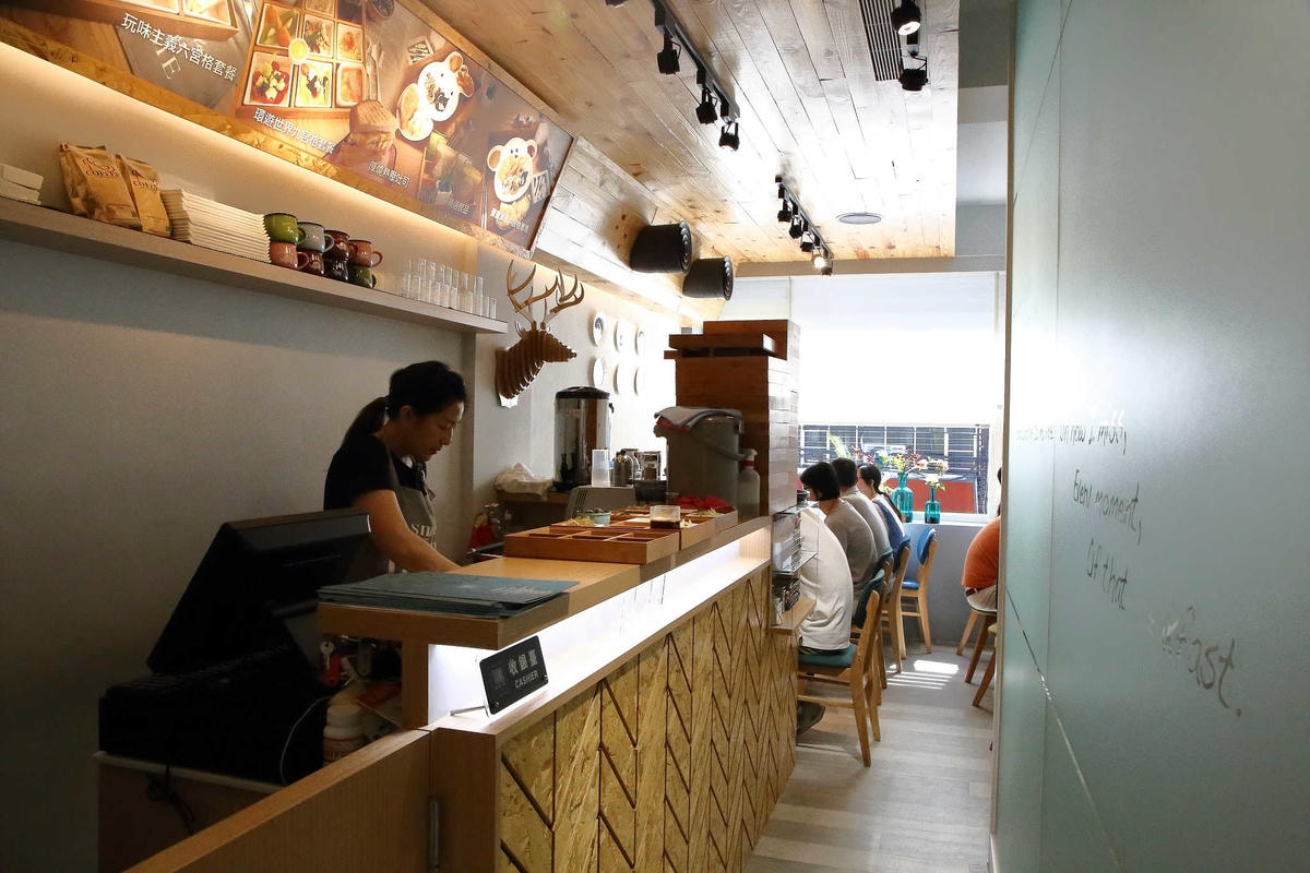 【食。永和】9宮格早午餐〜永和四號公園新開幕早午餐。繽紛迷你的九宮格,精緻又多元化,一次就滿足!