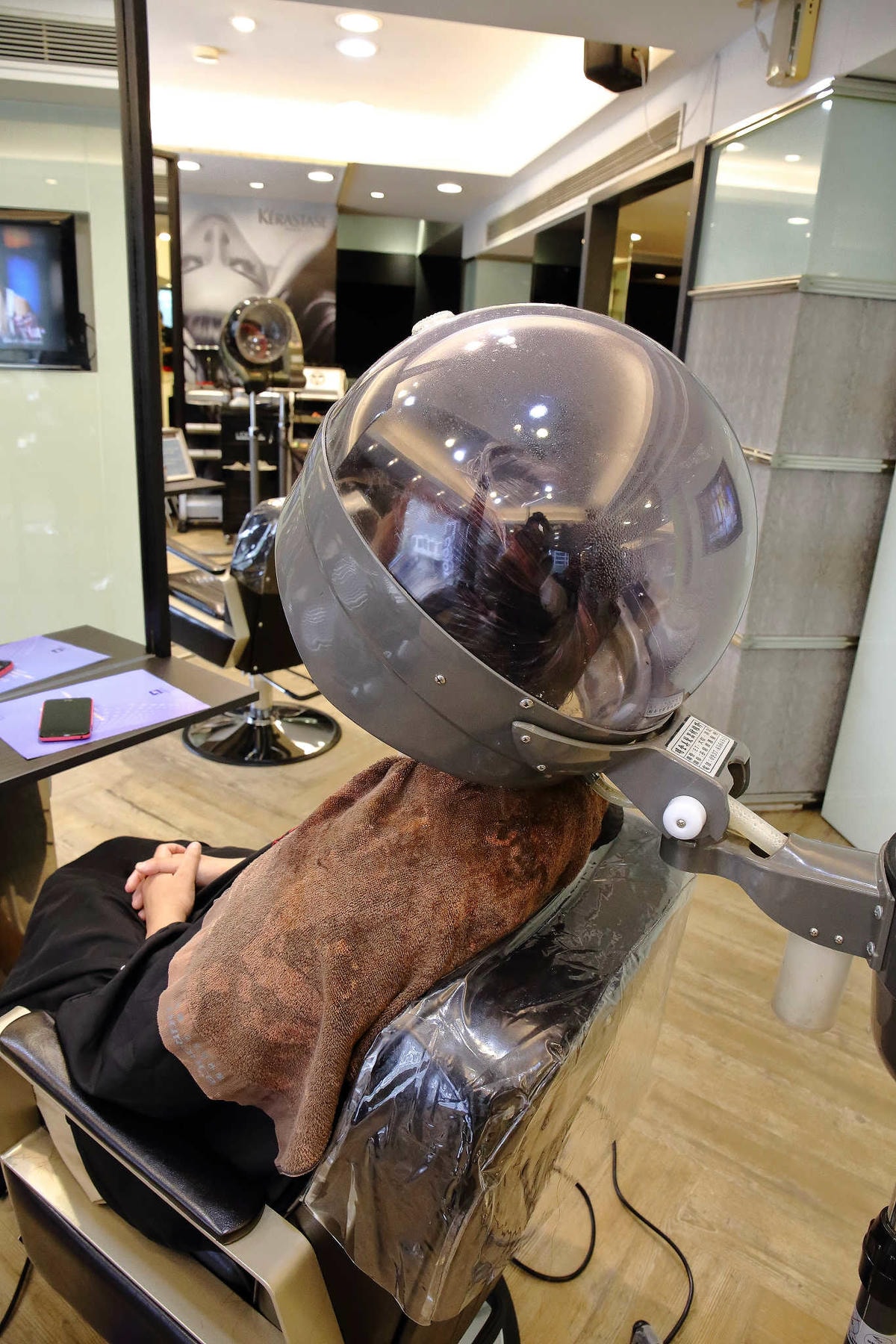 【美髮。台北】小資女最愛的染護髮H color〜台北東區髮廊 / 剪、染髮 / 結構式護髮 / 資生堂染劑。專屬於夏天的髮色!超浪漫、讓人心動的顏色啊〜