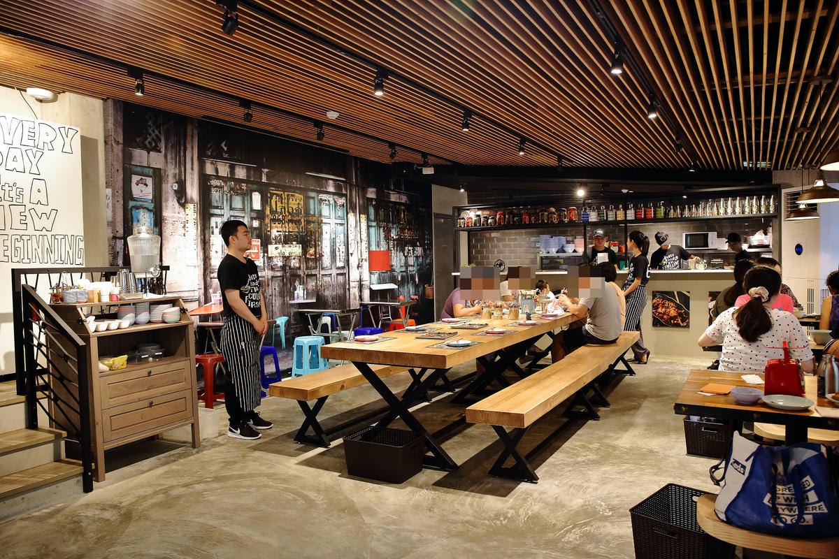 【食。台北】甲泰船麵〜東區/泰式料理。絕對道地!不用出國也能有道地泰國街頭美食!