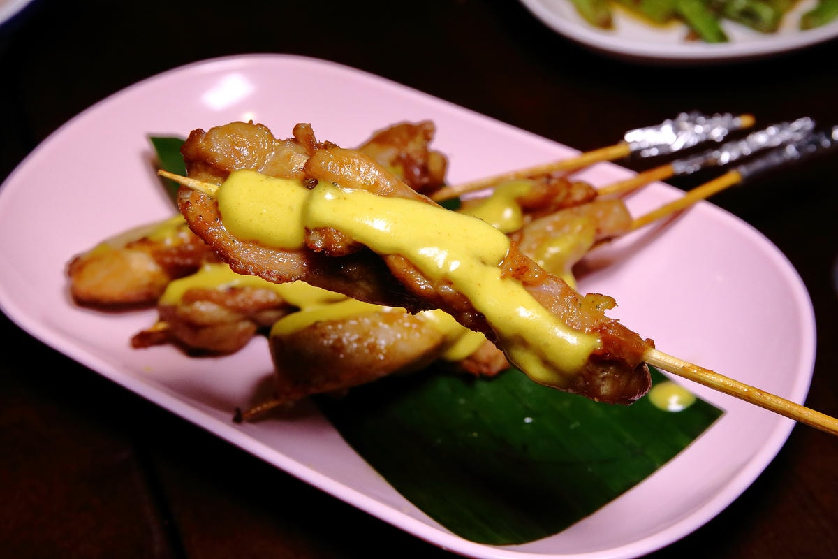 【食。台北】甲泰船麵〜東區/泰式料理。絕對道地!不用出國也能有道地泰國街頭美食!