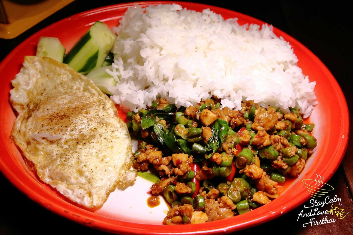 【食。台北】甲泰船麵〜東區/泰式料理。絕對道地!不用出國也能有道地泰國街頭美食!