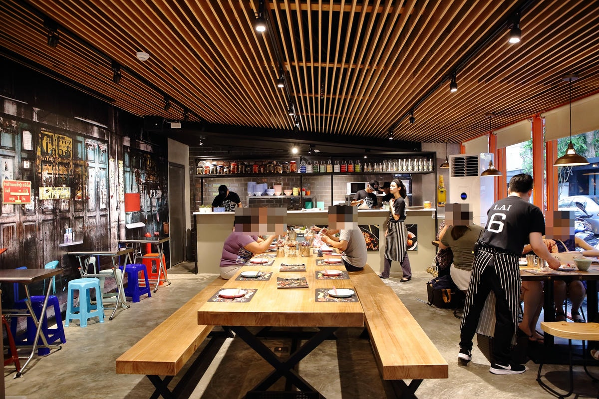 【食。台北】甲泰船麵〜東區/泰式料理。絕對道地!不用出國也能有道地泰國街頭美食!