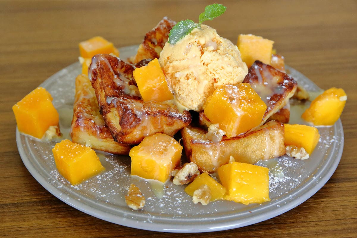 【食。中壢】迴憶cafe’〜河岸旁美麗的咖啡廳，摩艾冰磚可愛系冰品超萌登場！