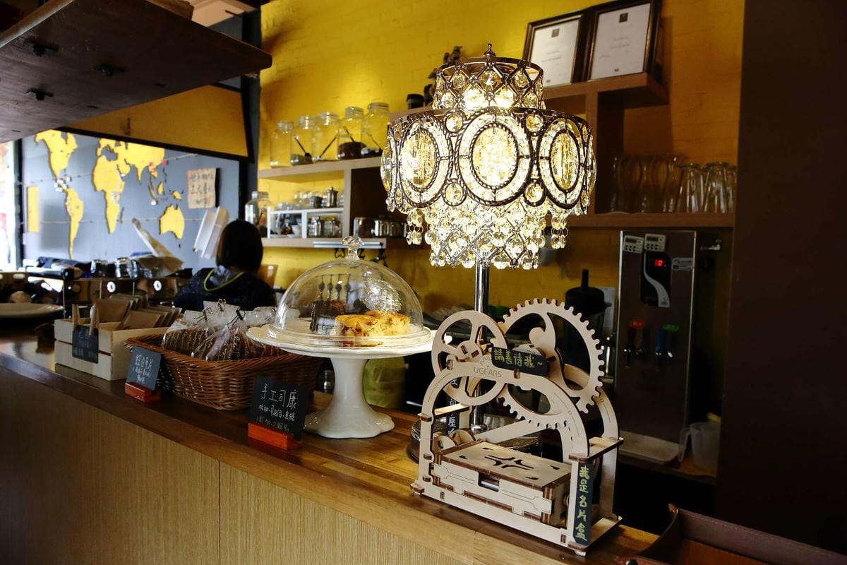 【食。中壢】迴憶cafe’〜河岸旁美麗的咖啡廳，摩艾冰磚可愛系冰品超萌登場！