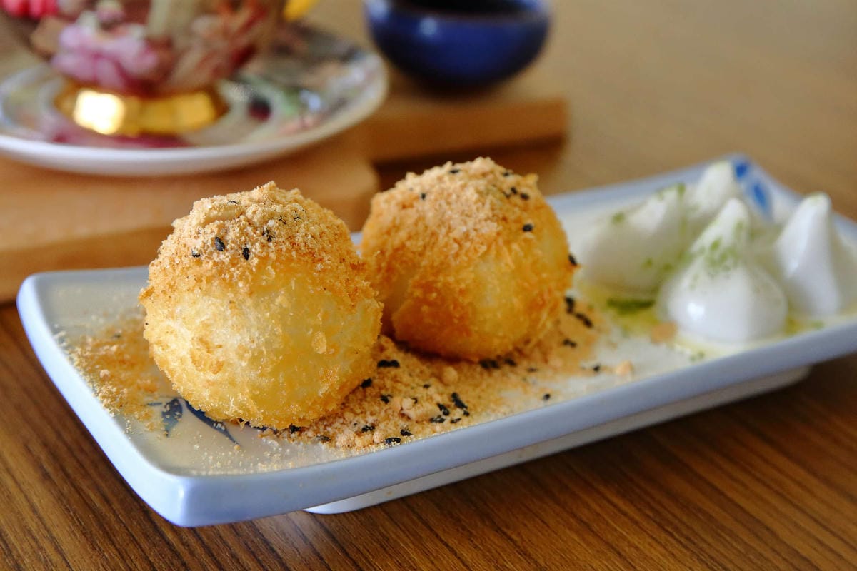 【食。中壢】迴憶cafe’〜河岸旁美麗的咖啡廳，摩艾冰磚可愛系冰品超萌登場！