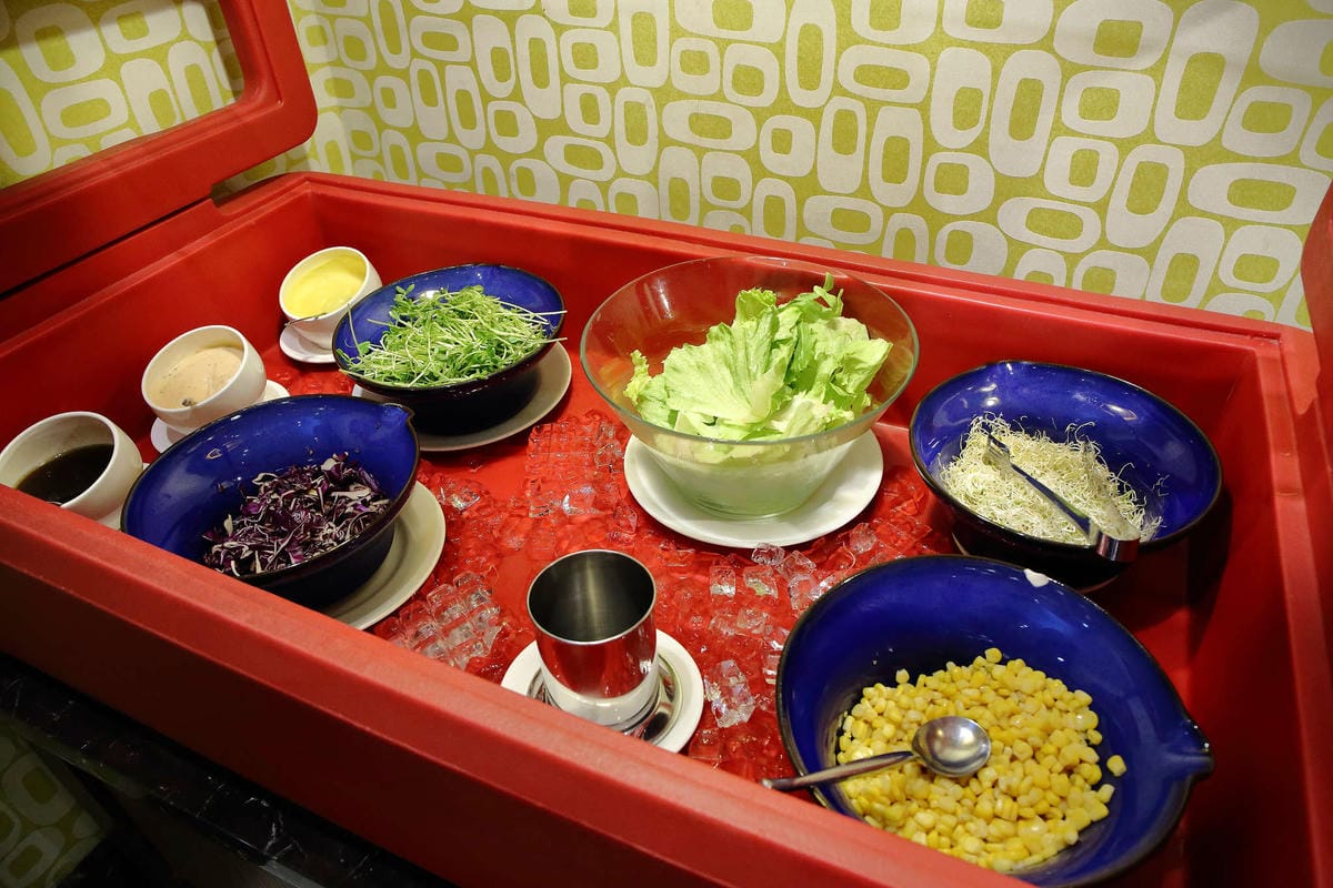 【住。高雄】樂逸商旅LA HOTEL〜高雄住宿推薦。近六合夜市、交通便利，自由行必住！