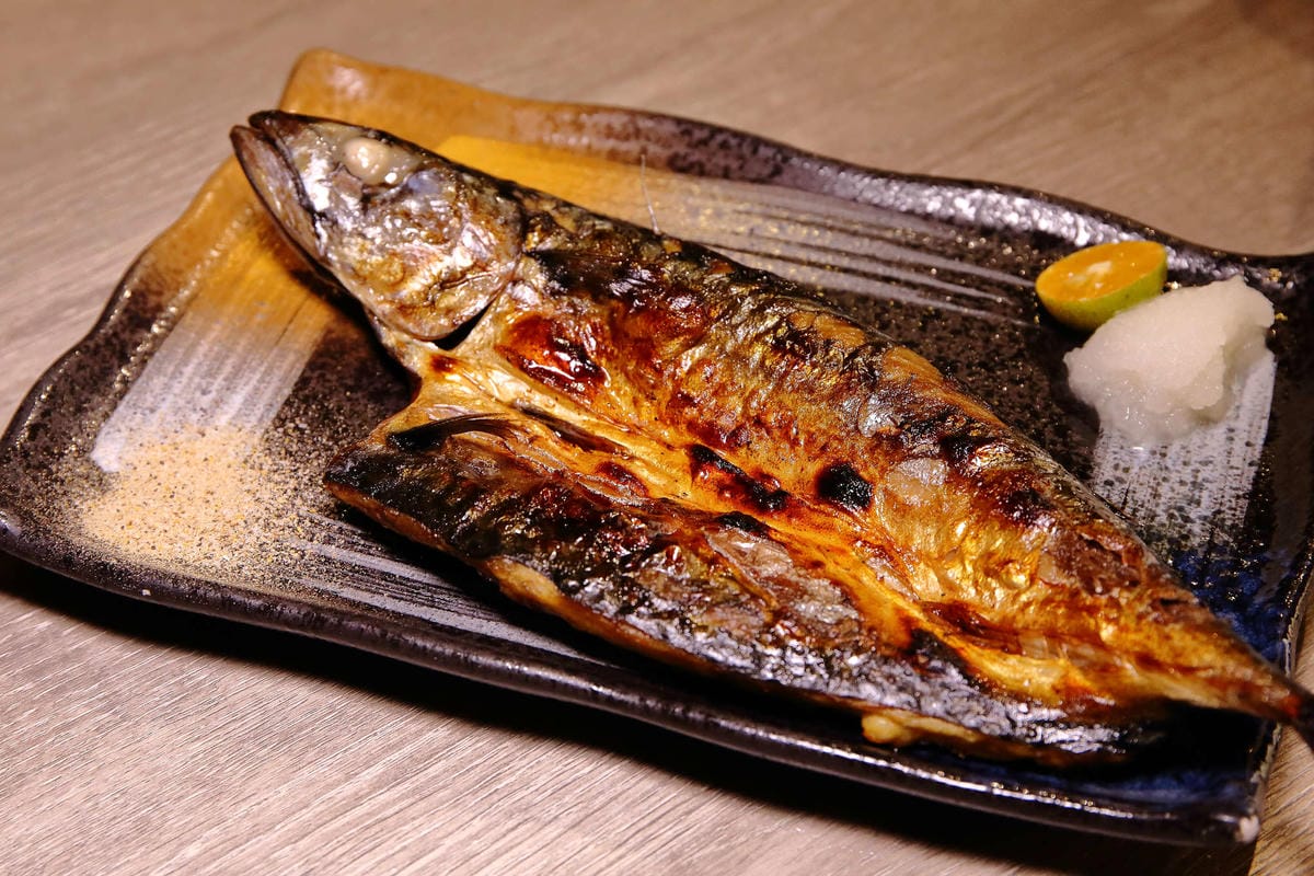 【食。台中】山鯨燒肉〜單點式燒肉精緻/豪華雙人套餐。櫻花樹下吃燒肉，濃濃的日式風味，超浪漫又好拍！