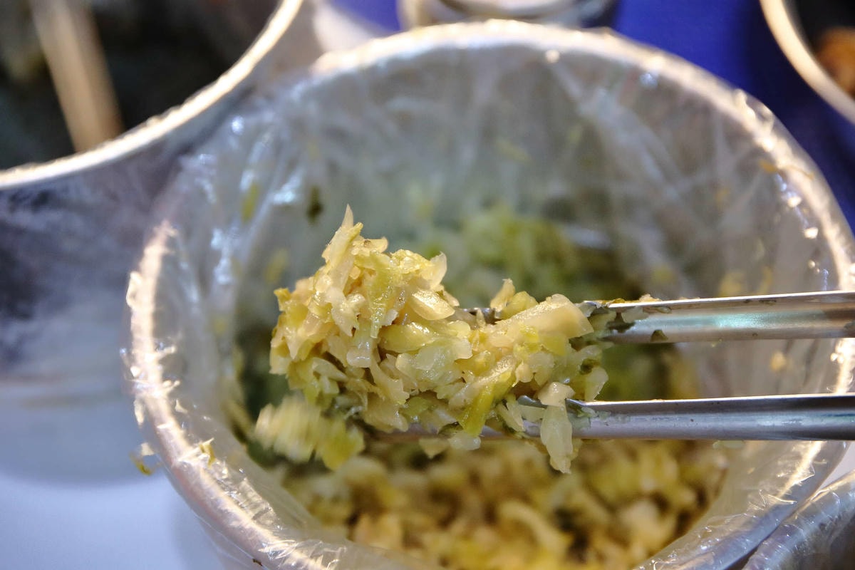 【食。高雄】關廟糖心滷味〜鳳山夜市必吃!甜心正妹賣滷味,秘制滷汁吮指回味,CP值高的銅板美食