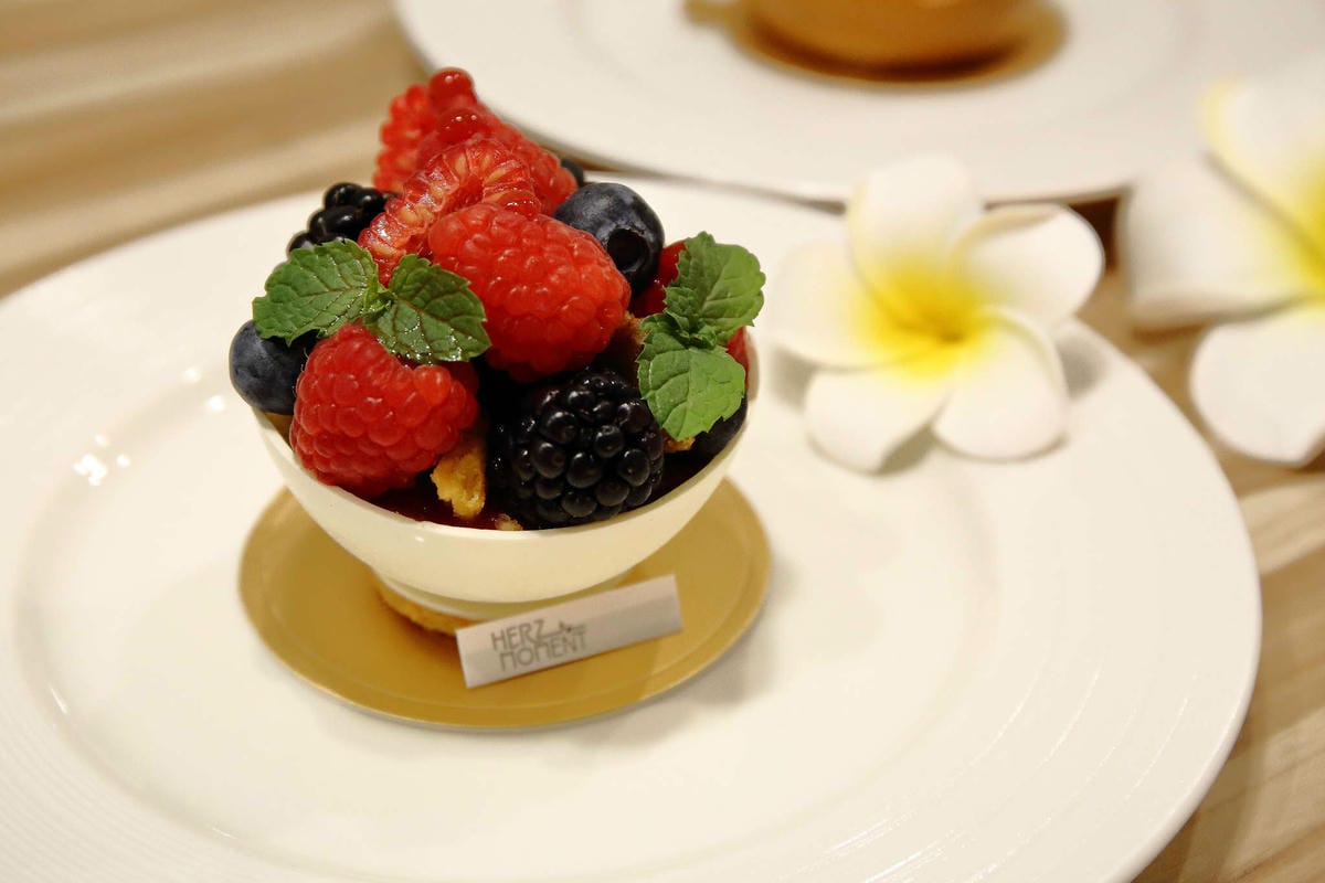 【食。台北】HERZMOMENT 笛瑟甜點工坊〜甜食控看過來！經典的法式甜點，你嘗過了嗎？(永春/象山)